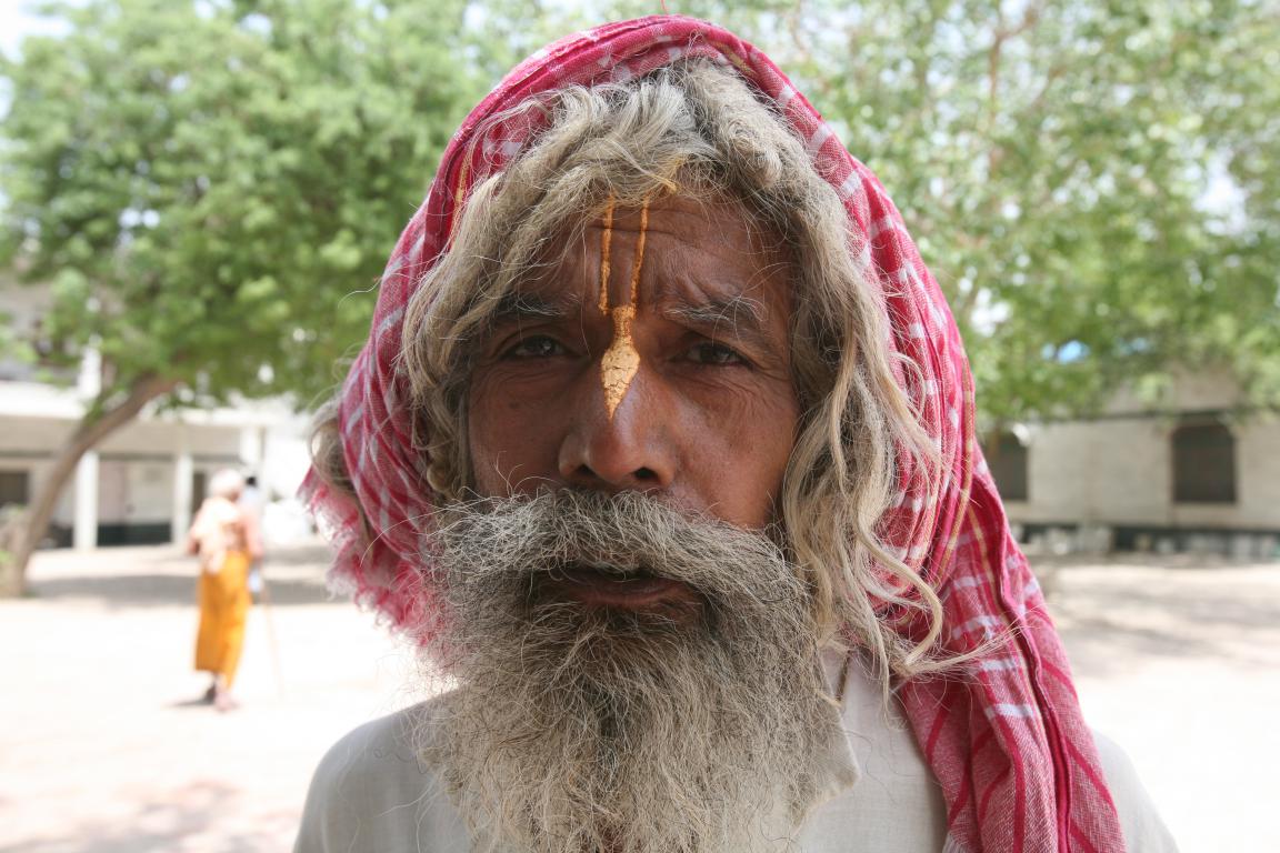 Nourishing Mendicants of Vrindavan